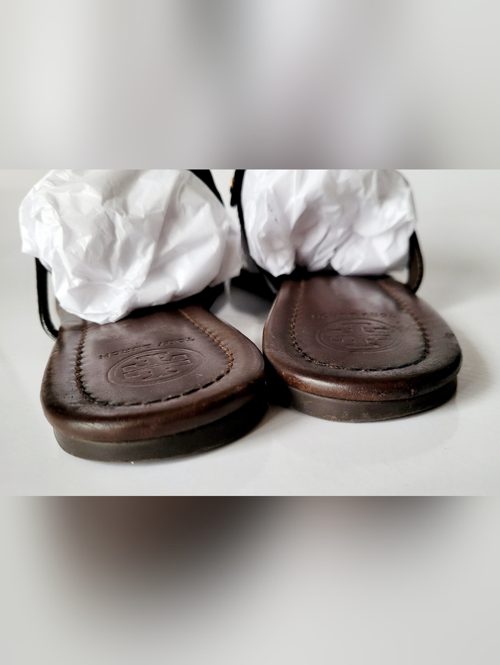 Tory Burch Miller Brown Chocolate Leather Logo Thong Sandals US 8.5 - Picture 13 of 16